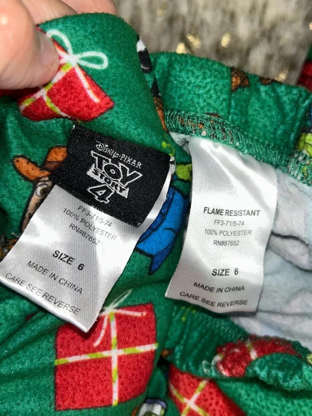 5 for $25🔥Disney Pixar Toy Story 4 Green Christmas Print Pajama Set Kids Size 6